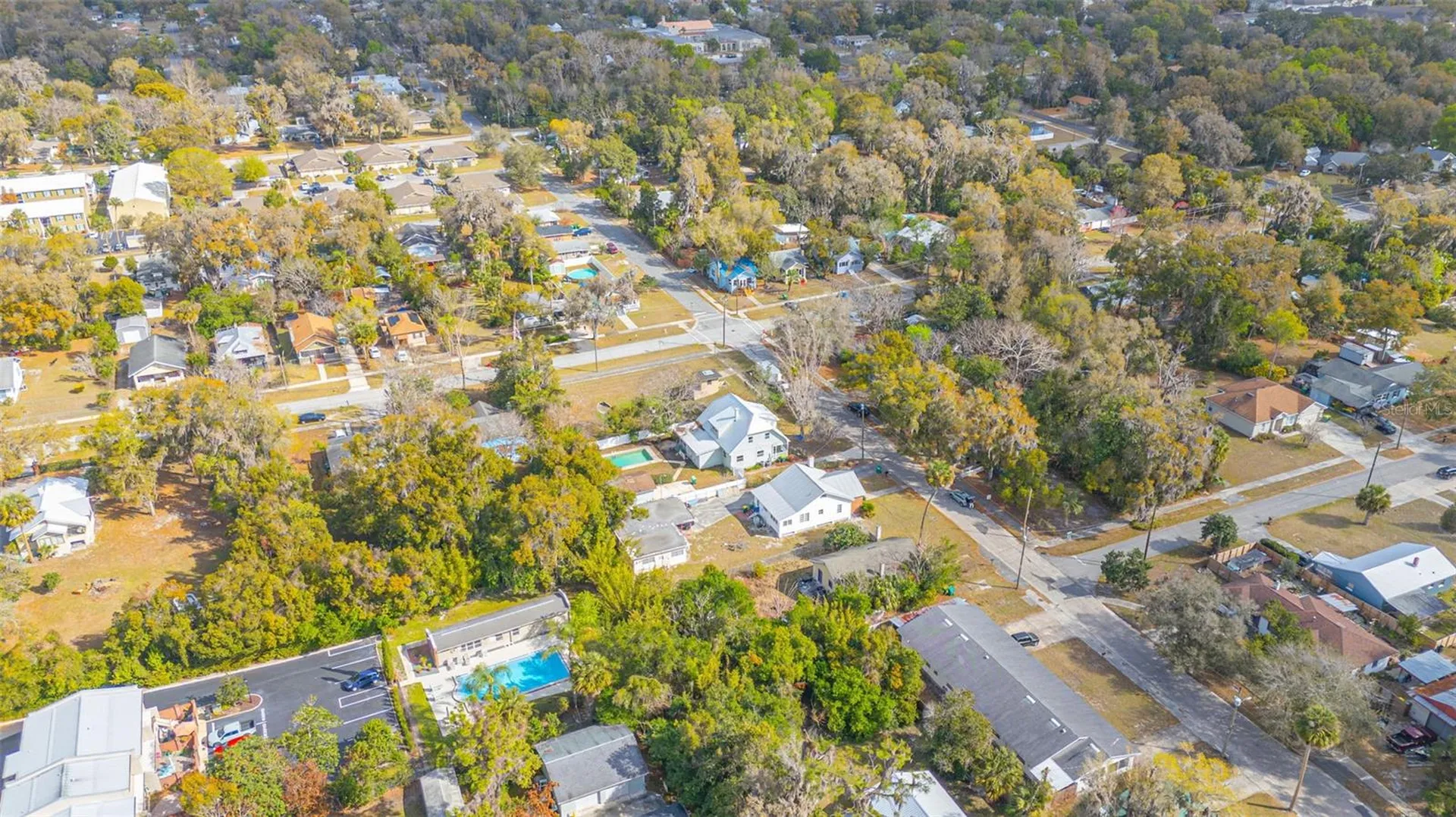 138 N Kentucky Avenue Deland FL 32724