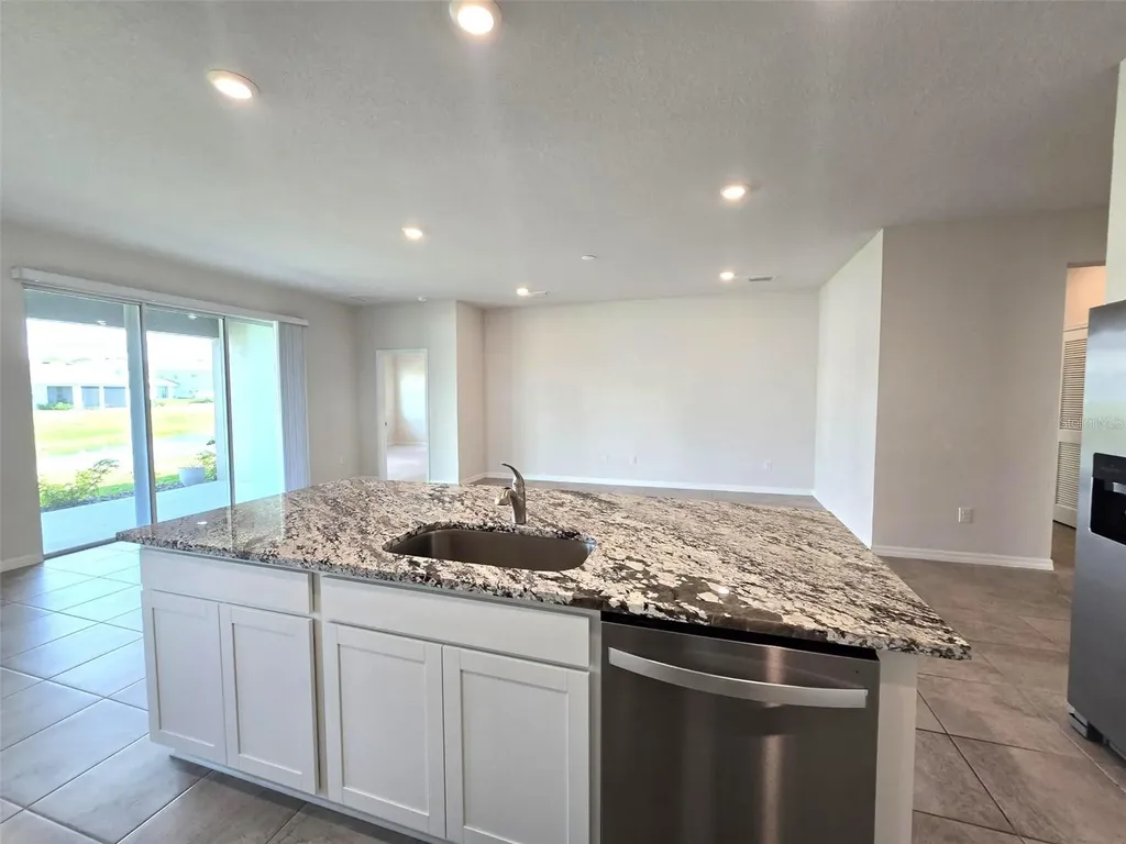 611 160th Street E Bradenton FL 34212