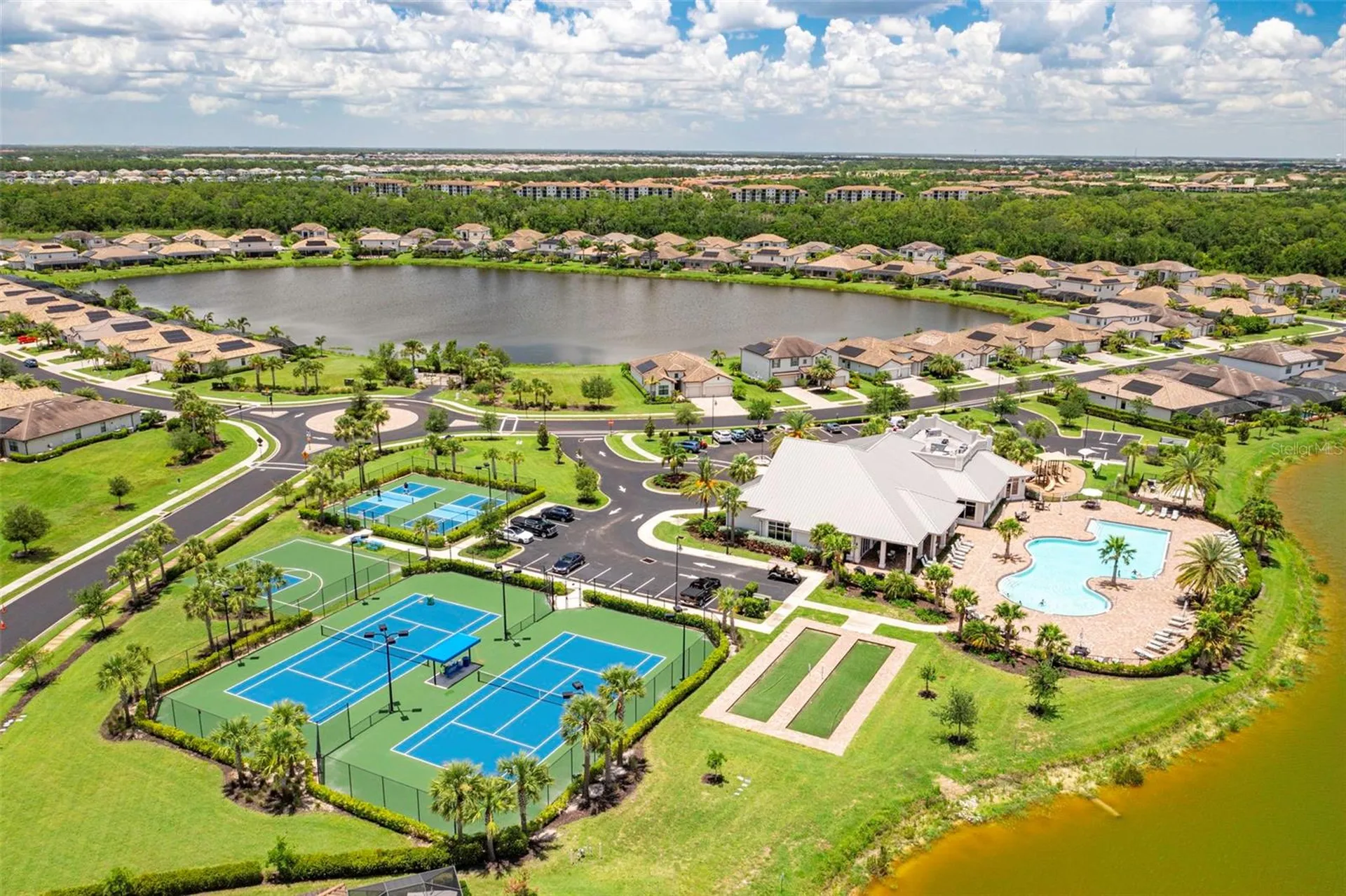 17821 Polo Trail Bradenton FL 34211