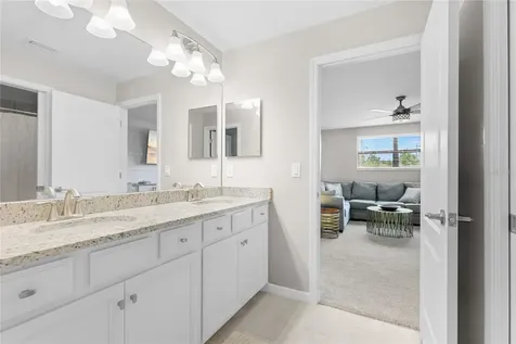 17821 Polo Trail Bradenton FL 34211
