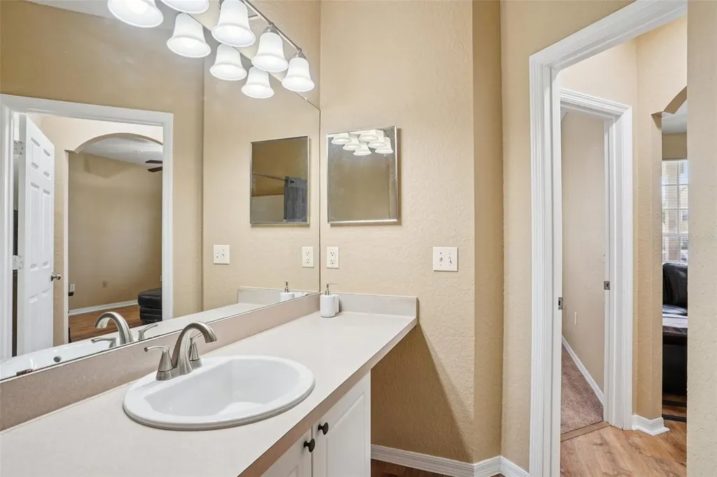 835 Grand Regency Point Altamonte Springs FL 32714