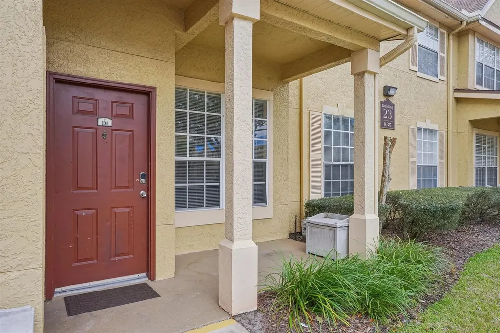 835 Grand Regency Point Altamonte Springs FL 32714