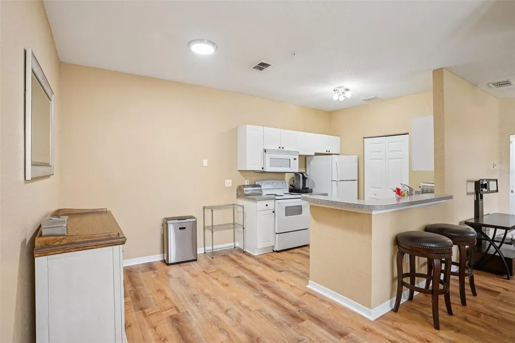 835 Grand Regency Point Altamonte Springs FL 32714