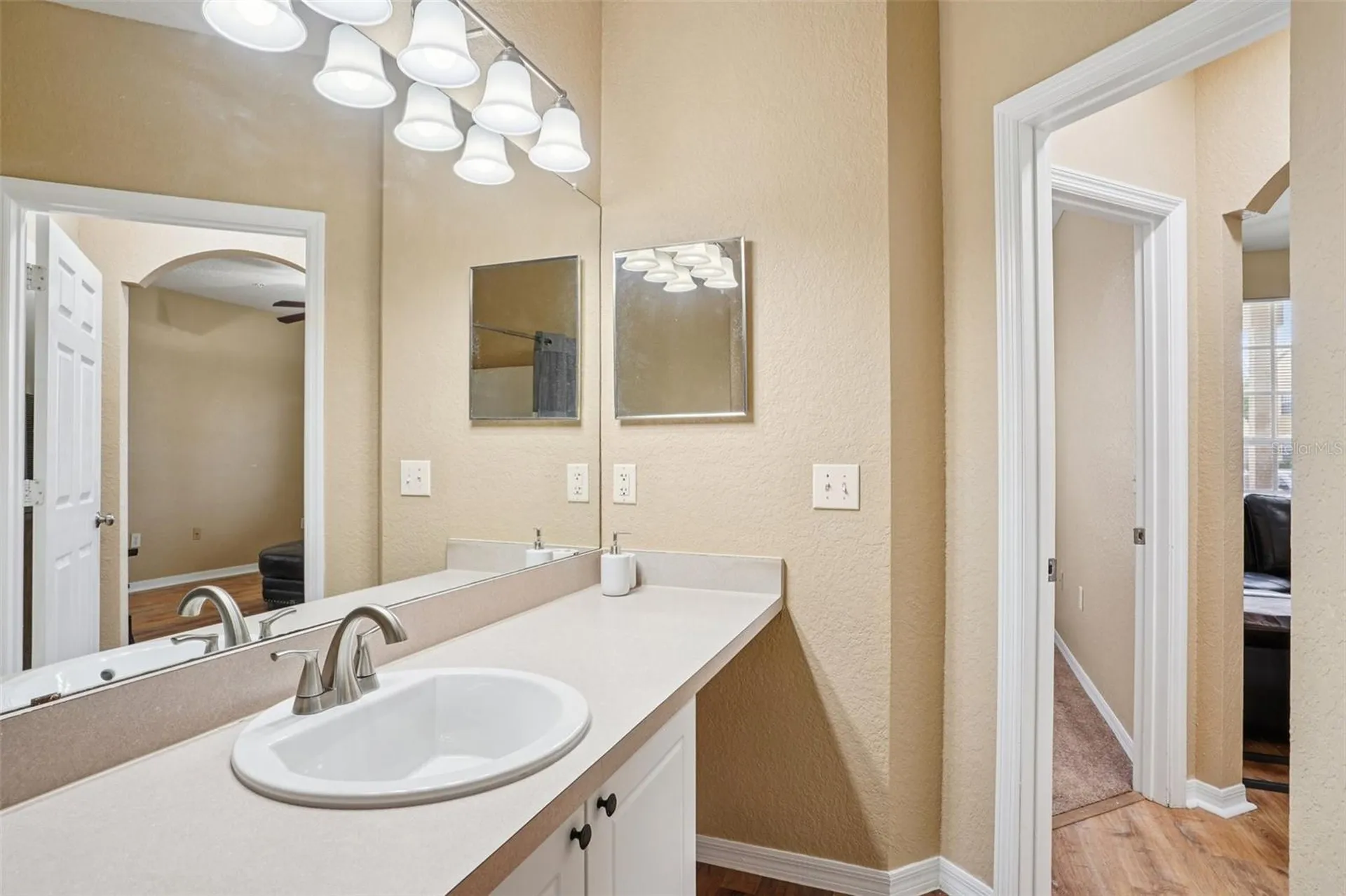 835 Grand Regency Point Altamonte Springs FL 32714