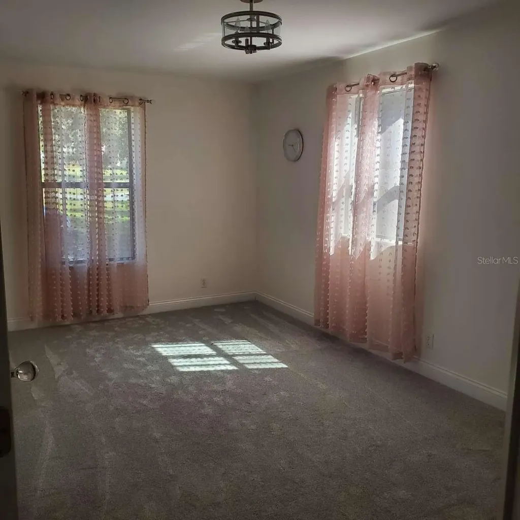 5017 E 127th Avenue Temple Terrace FL 33617