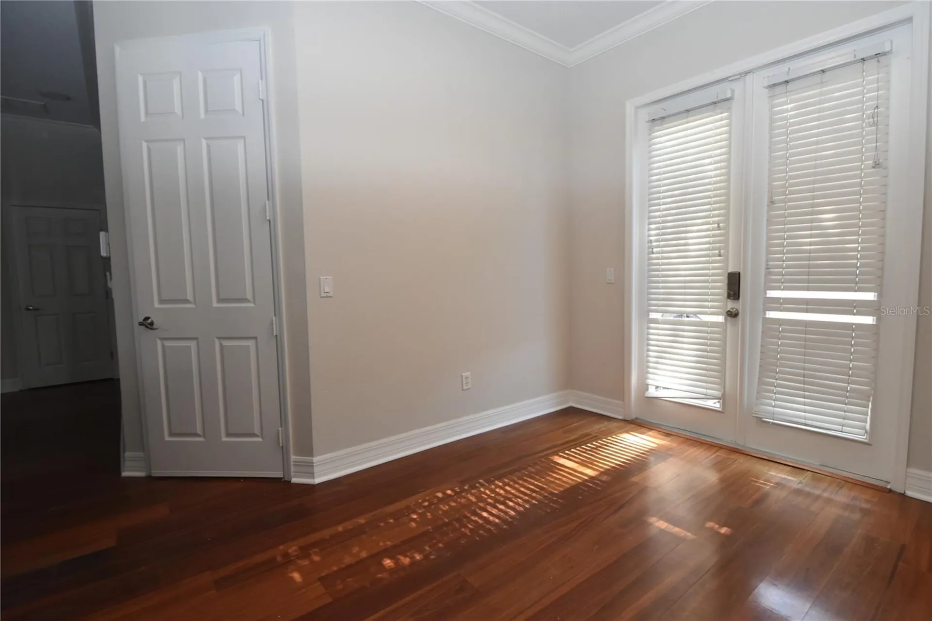1007 Edison Park Court Tampa FL 33606