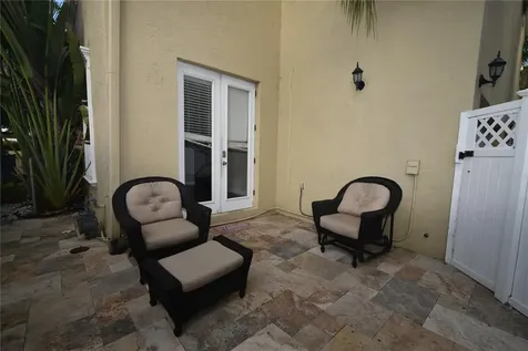 1007 Edison Park Court Tampa FL 33606