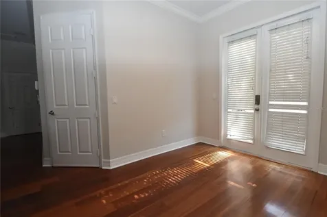1007 Edison Park Court Tampa FL 33606