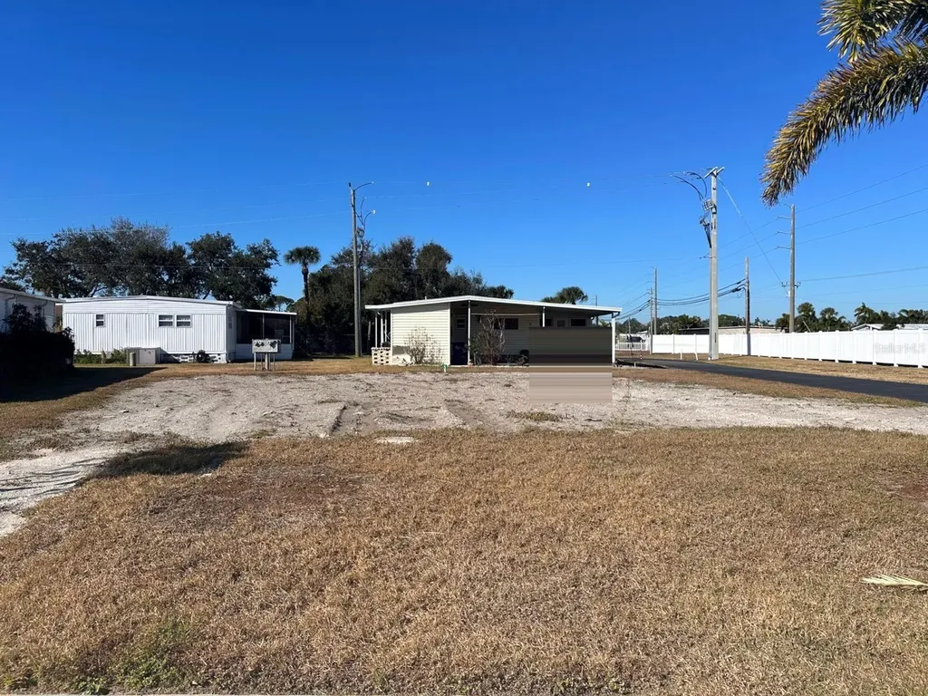5302 Chateau Lane Bradenton FL 34207
