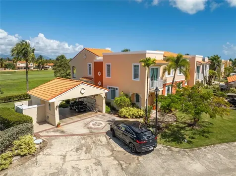 12 Flamboyan Greens Humacao PR 00791