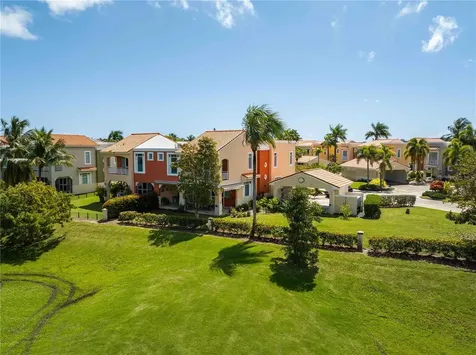 12 Flamboyan Greens Humacao PR 00791