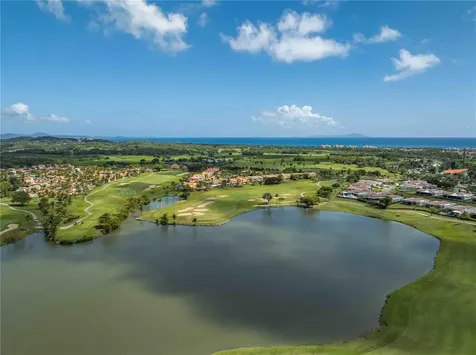 12 Flamboyan Greens Humacao PR 00791