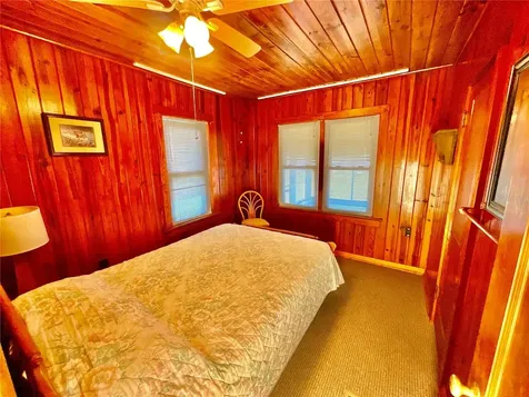 106 E Sunnyside Beach Road Hawthorne FL 32640