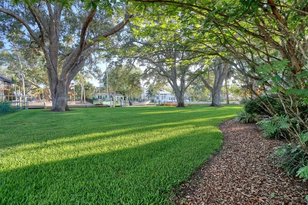 5 Shore Drive Dunedin FL 34698