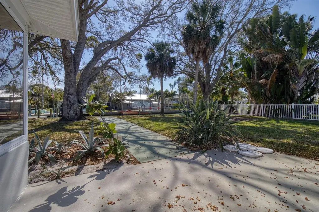 5 Shore Drive Dunedin FL 34698