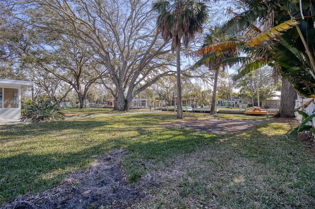 5 Shore Drive Dunedin FL 34698