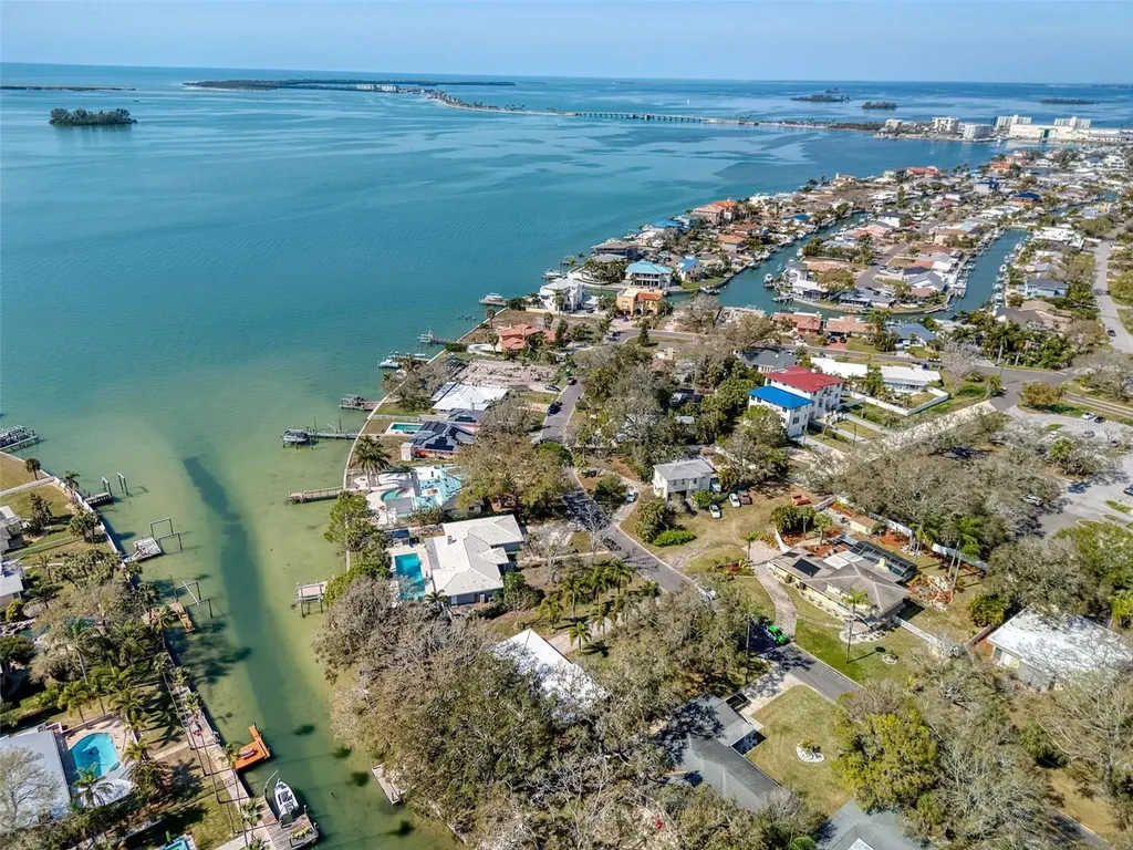 5 Shore Drive Dunedin FL 34698