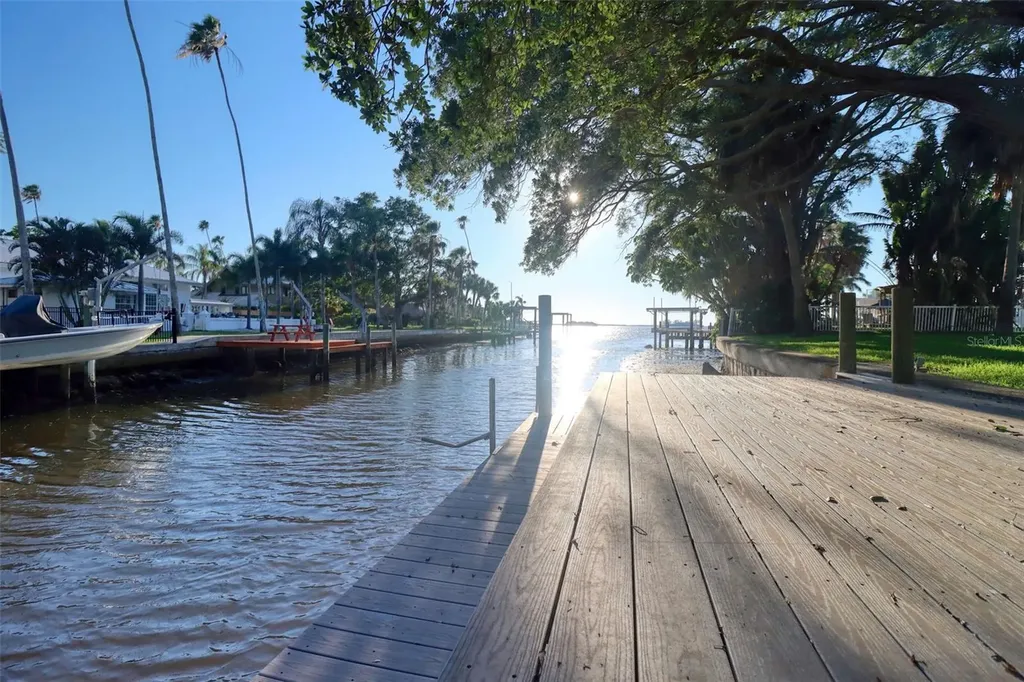 5 Shore Drive Dunedin FL 34698