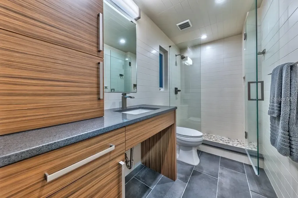 5 Shore Drive Dunedin FL 34698