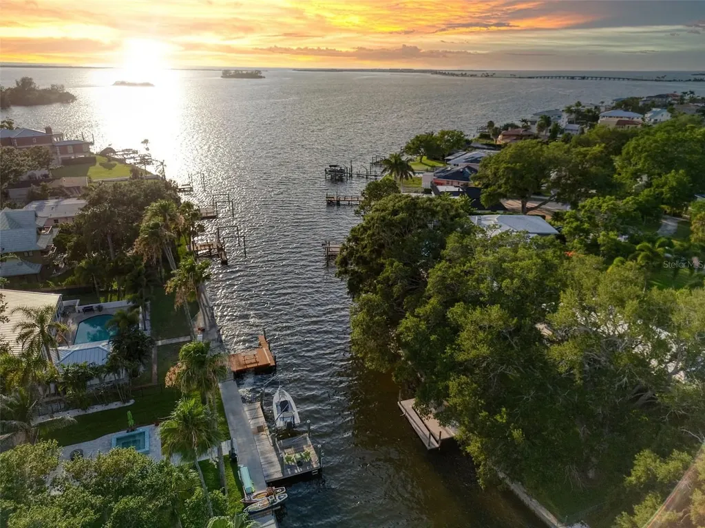 5 Shore Drive Dunedin FL 34698