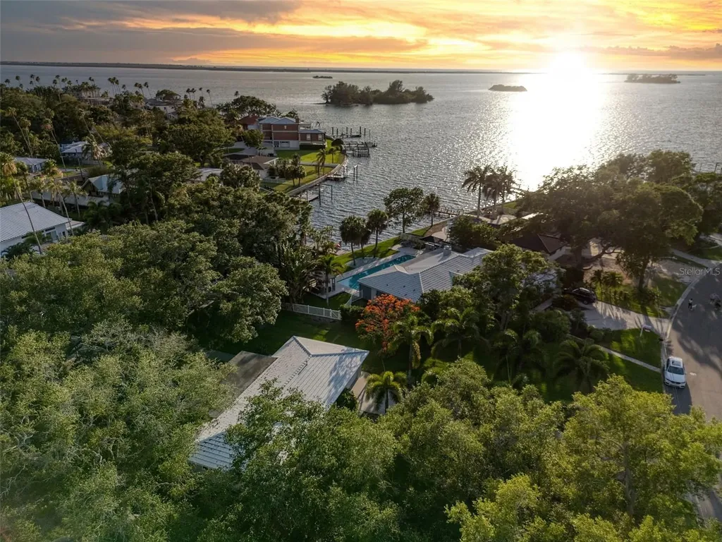 5 Shore Drive Dunedin FL 34698