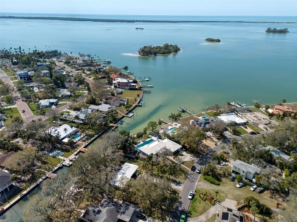 5 Shore Drive Dunedin FL 34698