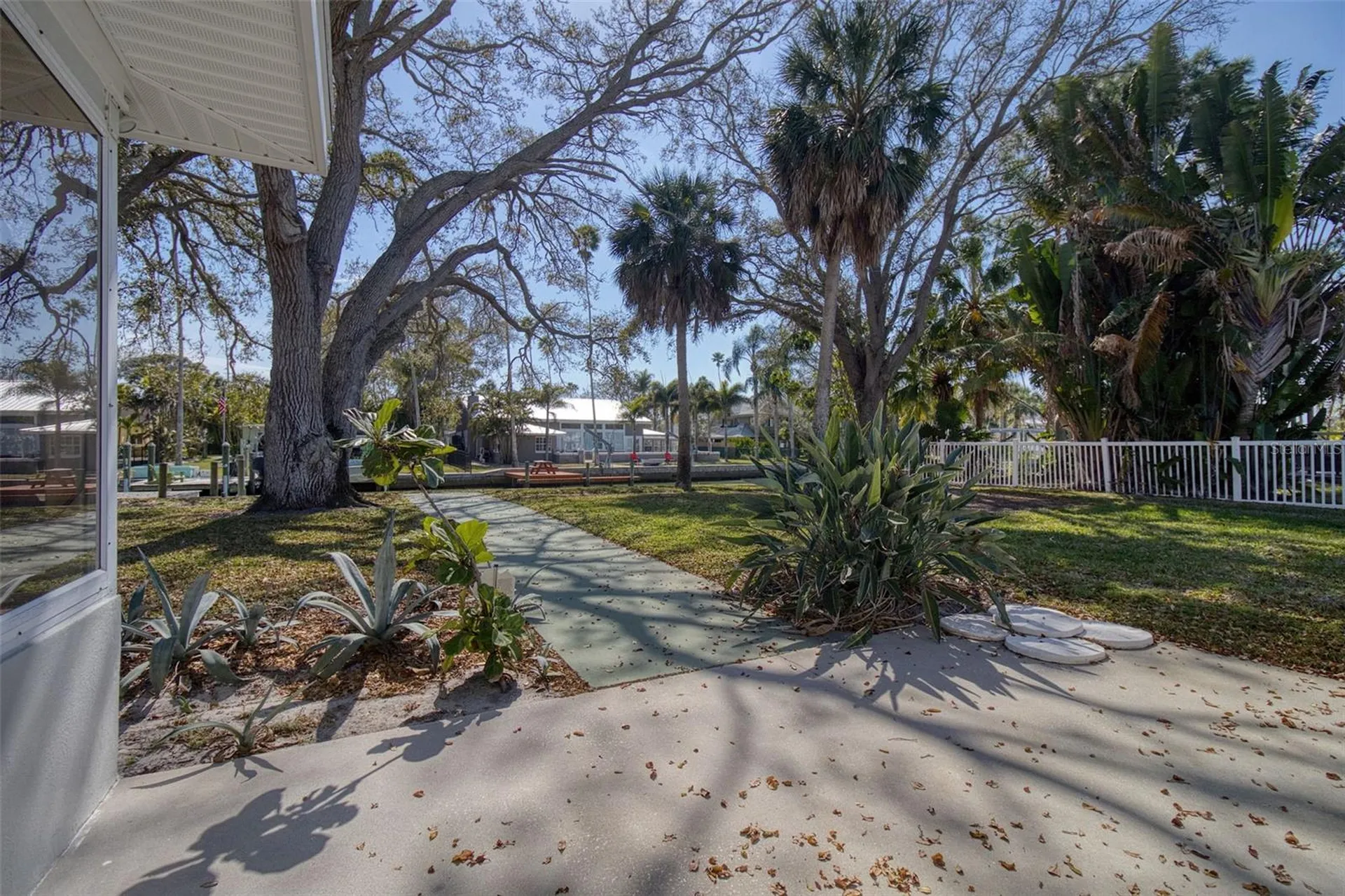 5 Shore Drive Dunedin FL 34698