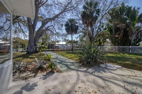 5 Shore Drive Dunedin FL 34698