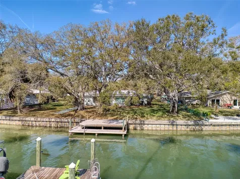 5 Shore Drive Dunedin FL 34698