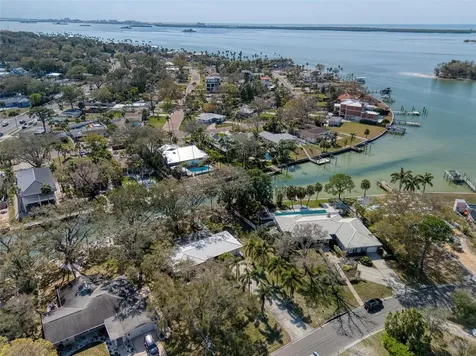 5 Shore Drive Dunedin FL 34698