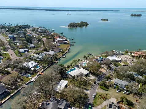 5 Shore Drive Dunedin FL 34698