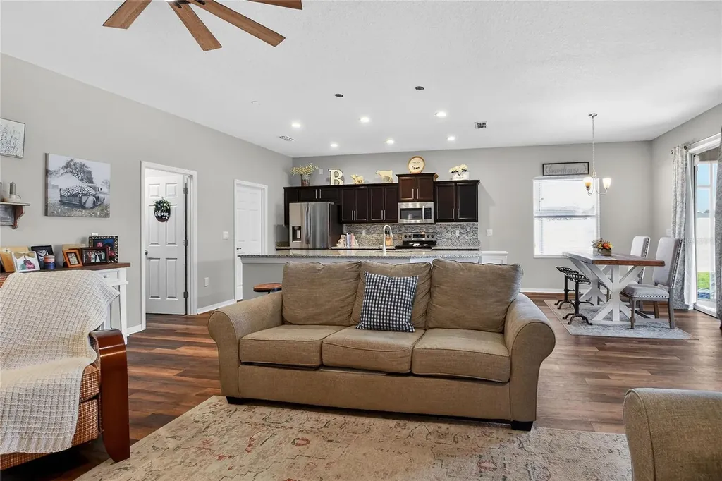 8271 Wilder Loop Lakeland FL 33809