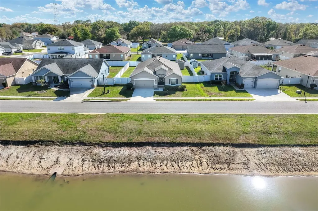 8271 Wilder Loop Lakeland FL 33809