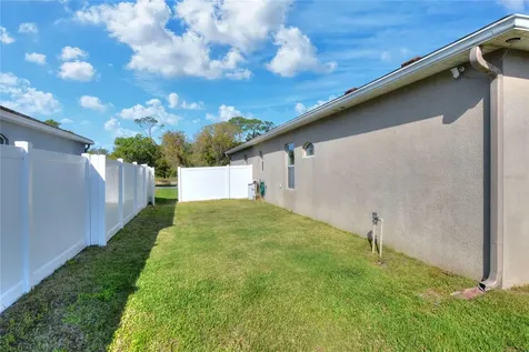 8271 Wilder Loop Lakeland FL 33809