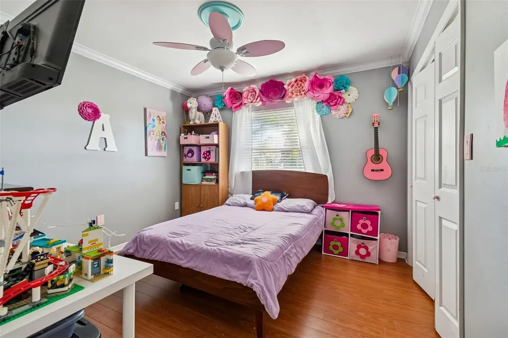 7810 N Cameron Avenue Tampa FL 33614