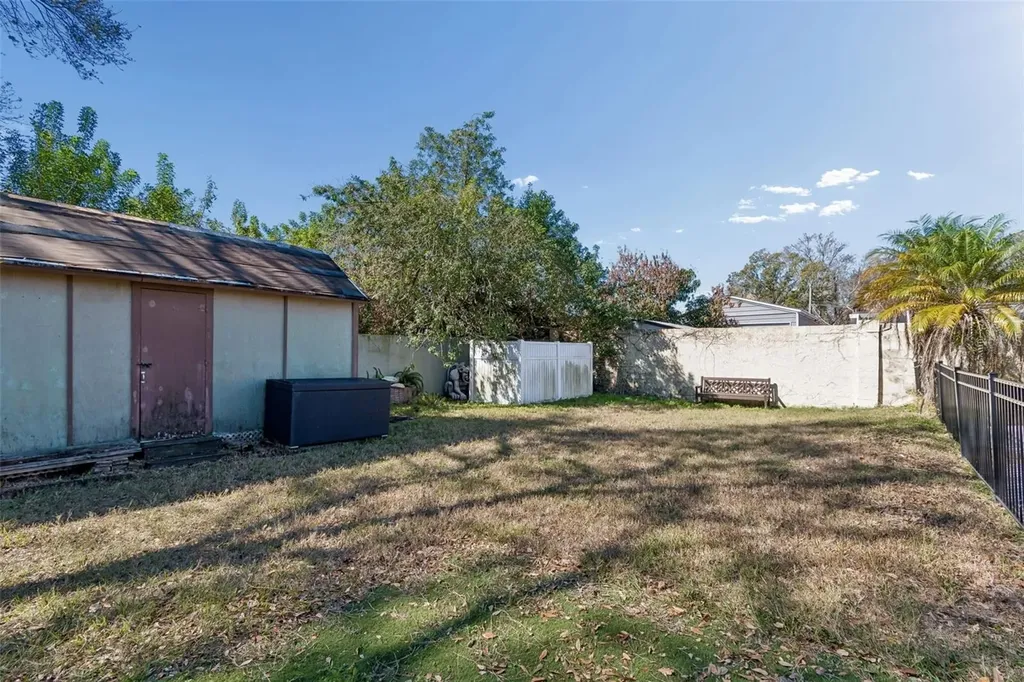 7810 N Cameron Avenue Tampa FL 33614