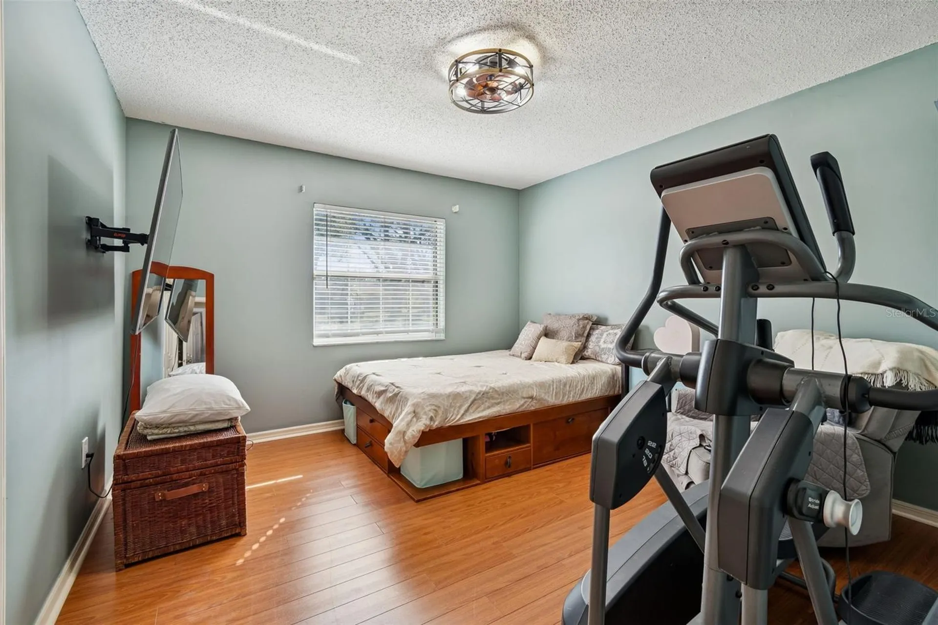 7810 N Cameron Avenue Tampa FL 33614
