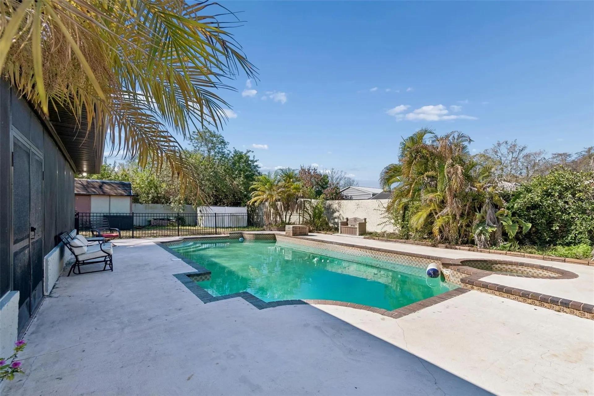 7810 N Cameron Avenue Tampa FL 33614
