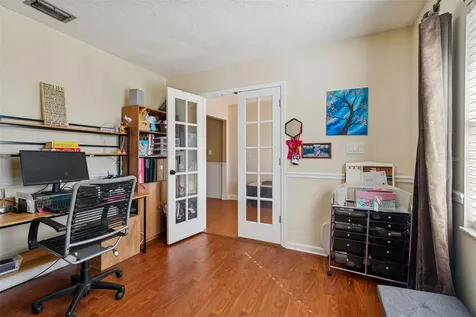 7810 N Cameron Avenue Tampa FL 33614