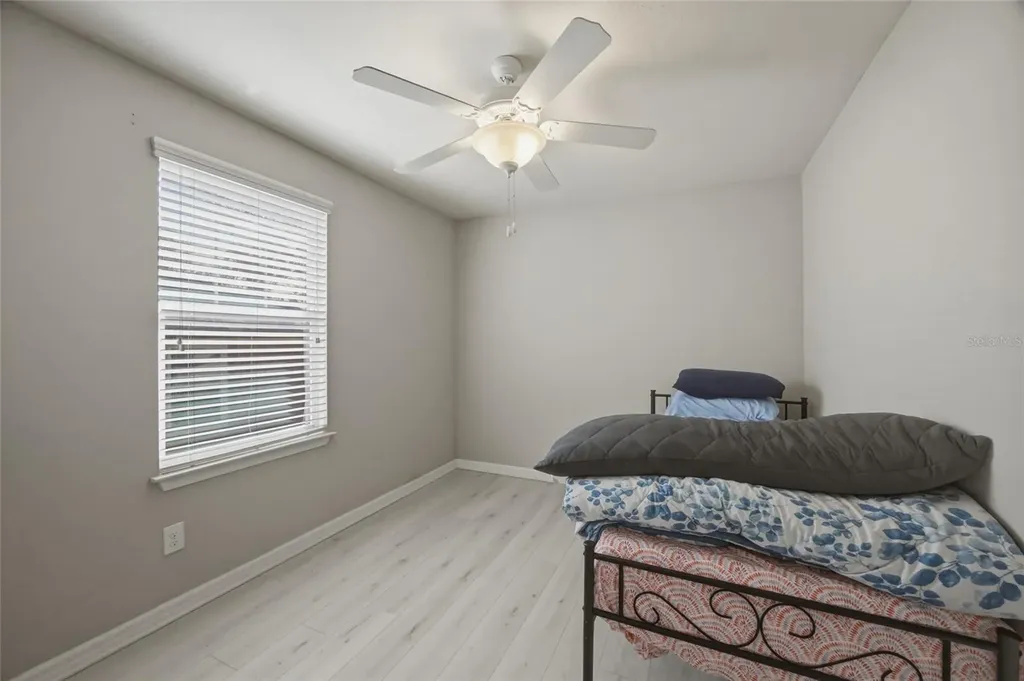 5324 Sylvester Loop Tampa FL 33610