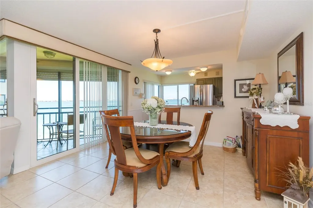 5541 Puerta Del Sol Boulevard S St Petersburg FL 33715