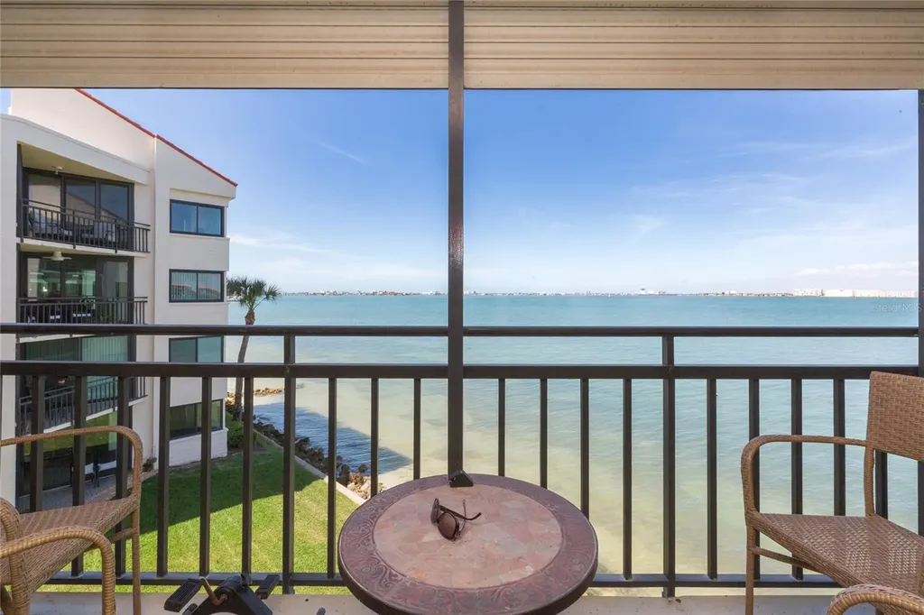 5541 Puerta Del Sol Boulevard S St Petersburg FL 33715