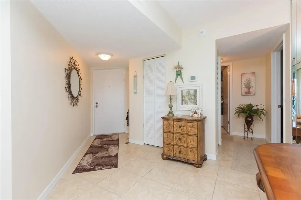5541 Puerta Del Sol Boulevard S St Petersburg FL 33715