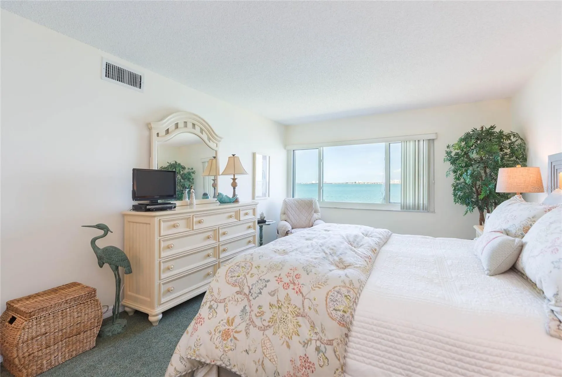 5541 Puerta Del Sol Boulevard S St Petersburg FL 33715