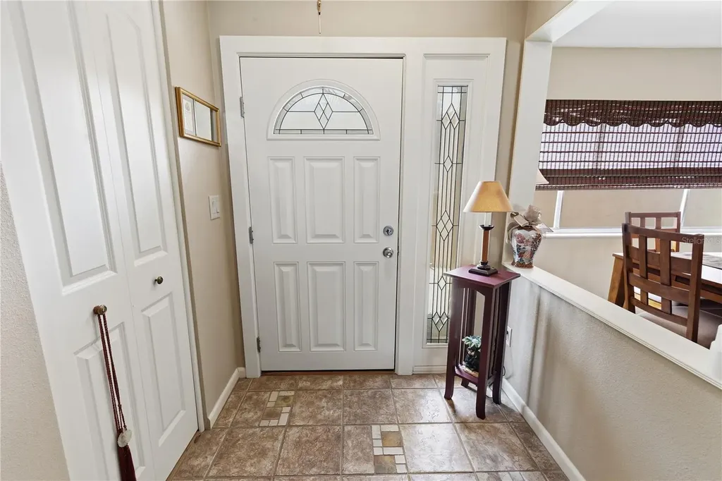 111 Las Flores Winter Haven FL 33884