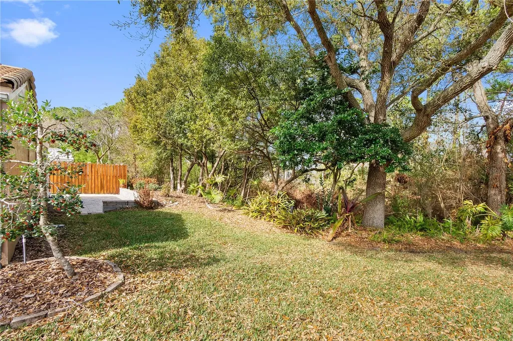 111 Las Flores Winter Haven FL 33884