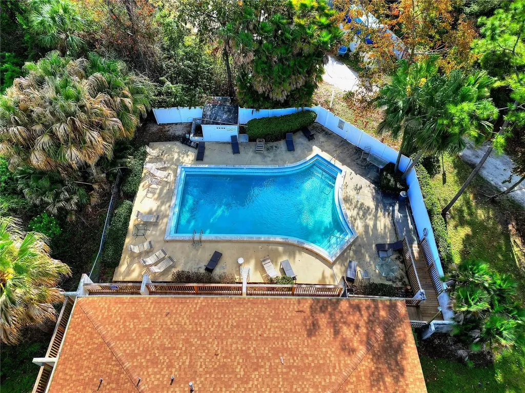 111 Las Flores Winter Haven FL 33884