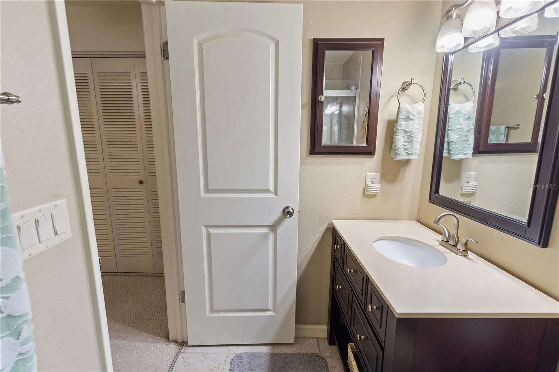 111 Las Flores Winter Haven FL 33884