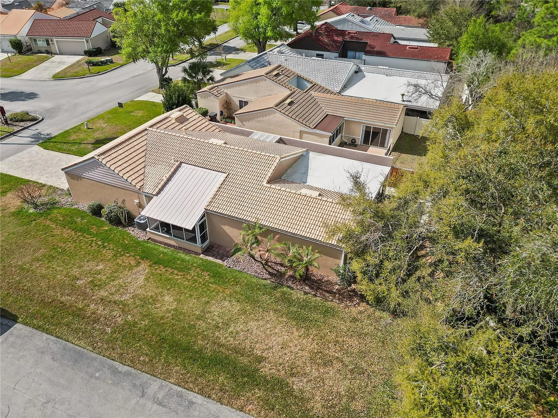 111 Las Flores Winter Haven FL 33884