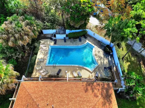 111 Las Flores Winter Haven FL 33884